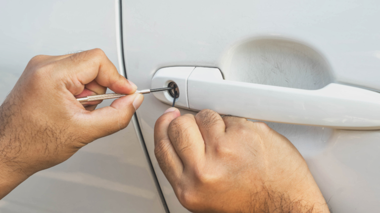 Service for a Profound Car Locksmith in Lakewood, CA